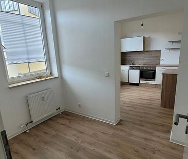 Renovierte 2- Zimmer-Wohnung mit Esszimmer und Einbauküche (Ablöse) - Foto 4