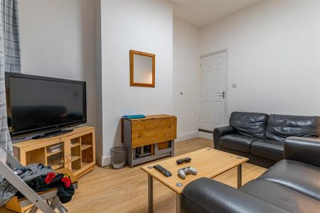 4 bedroom house to rent - Photo 3