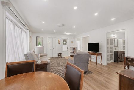 For Lease - 833 Champlain Street Unit# B, Orleans - Cumberland and Area, Ontario - Photo 4