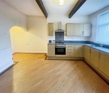 2 bedroom terraced house to rent - Photo 4