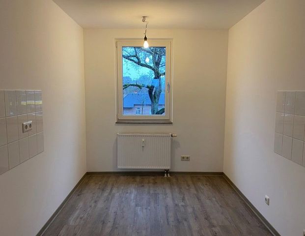 Renovierte 3-Zimmer-Wohnung mit Balkon - Photo 1