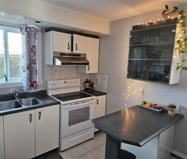 Grand Et Lumineux 5 1/2 Quartier UdS - Photo 2