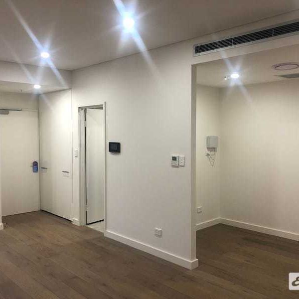 210/16A Gadigal Avenue - Photo 1