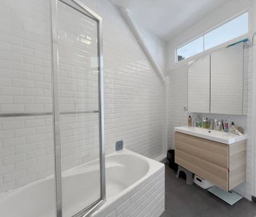 Rental Apartment Paris 6th Saint-Germain-des-Prés - Photo 1