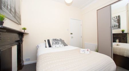 71 Headingley Avenue, Headingley, Leeds, LS6 3ER - Photo 5