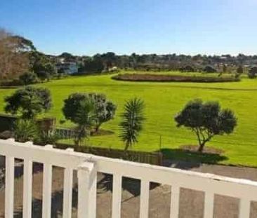 Spacious 3-Bedroom Home with Park View - Photo 2