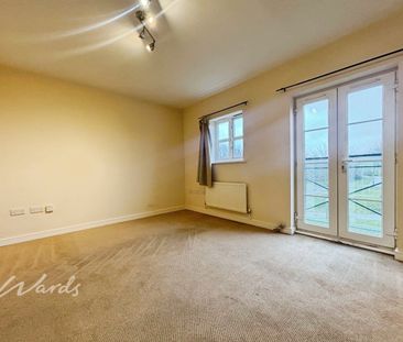 2 bedroom flat to rent - Photo 2