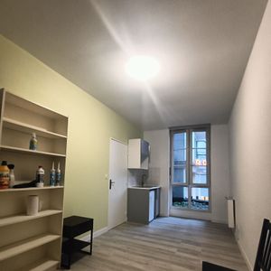 Location Appartement 1 pièce 19m² GRENOBLE 38000 - Photo 2