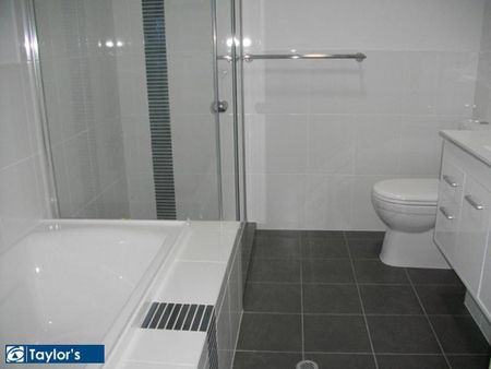 QUALITY BUILT & FEATURE PACKED TOWNHOUSE! - Photo 4