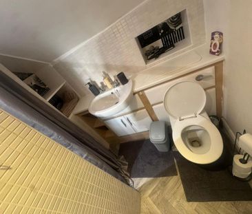 5 bedroom house share to rent - Photo 5