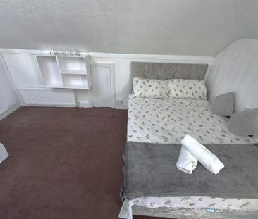 7 bedroom house share to rent - Photo 1