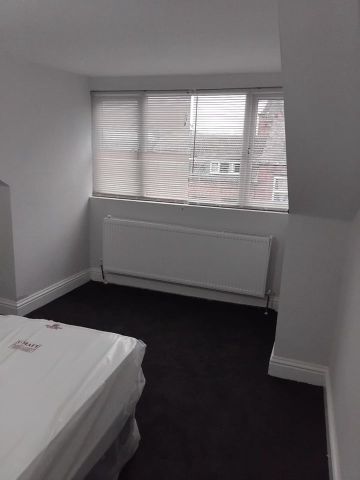 2 Bed Semi-Detached House, Conway View, LS8 - Photo 4