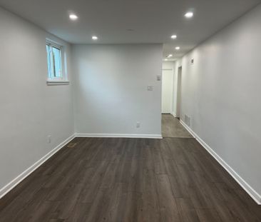 For Lease - 606 Lansdowne Drive, Oshawa, Ontario - Photo 1