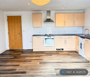 2 bedroom flat to rent - Photo 3