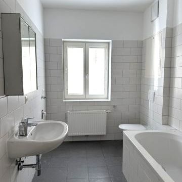 Helle 2-Zimmer Wohnung mit Balkon und Lift in Krems-Zentrum - Photo 1