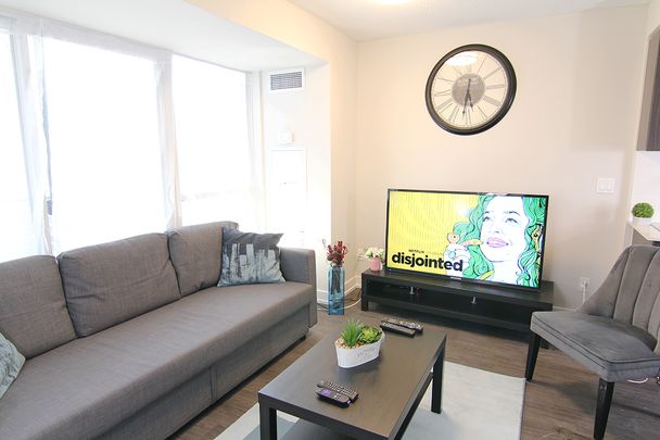 One Bedroom Apartment - 561 Sherbourne - Photo 1