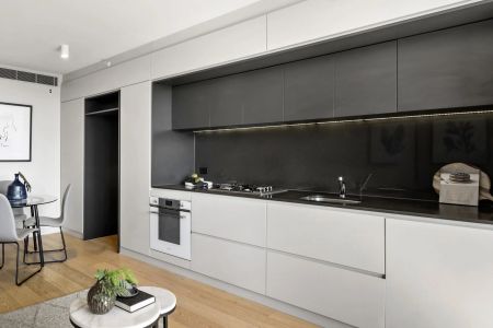 Luxury, leisure and parkside pleasure - Photo 3