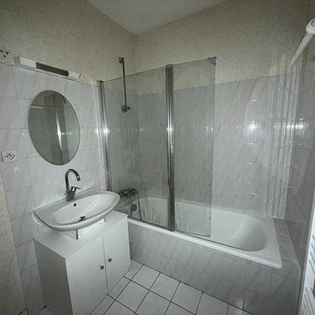 Location Appartement 2 pièces 52m² - Photo 4