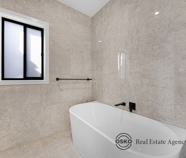 Modern Living in a Convenient Tarneit Location - Photo 6