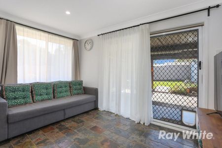 Modern Family Home with Multiple Living Areas - Photo 5