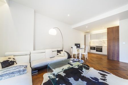 New Union Square, SW11, London - Photo 3