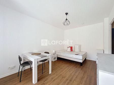 Apartment - Photo 2