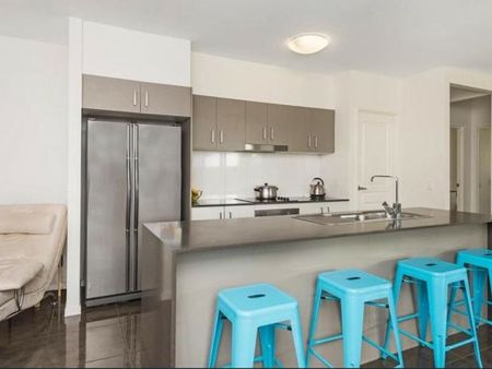 5 Carmel Close, Gilston QLD 4211 - House For Rent | Domain - Photo 4