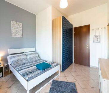 Via Ginestre, Cesano Boscone, Lombardy 20090 - Foto 2