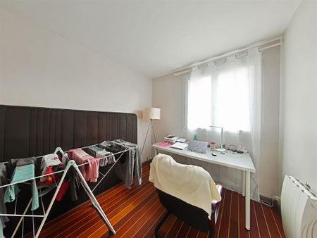 Location Appartement 3 pièces 57m² ISSY LES MOULINEAUX 92130 - Photo 3