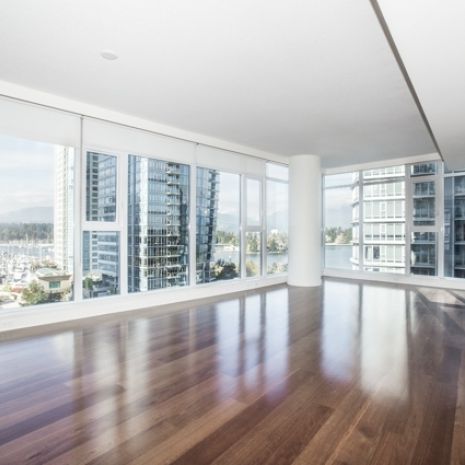 Condo in Downtown Vancouver, BC - Photo 1