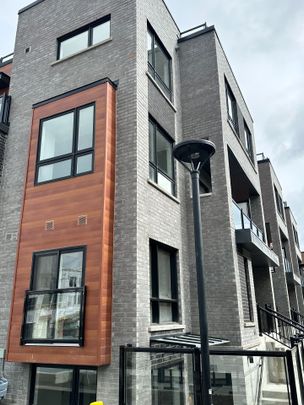 For Lease - 26 Lytham Green Circle Unit# 13, Newmarket, Ontario - Photo 1