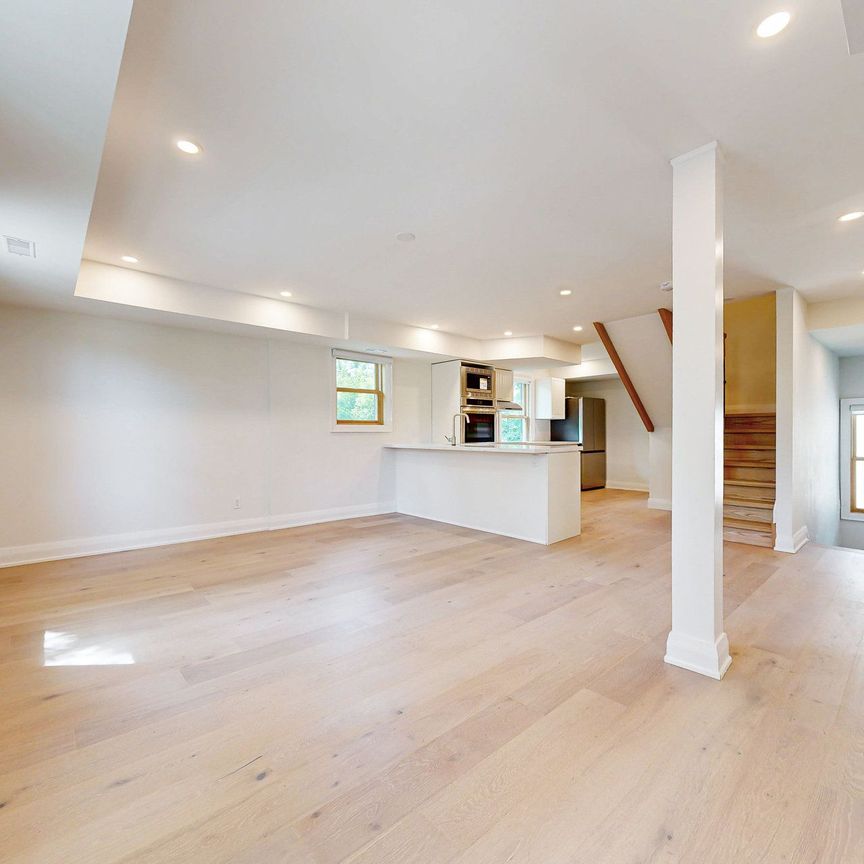 For Lease - 33 Centre Street Unit# Unit A, Vaughan, Ontario - Photo 1