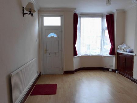 3 bedroom terraced house to rent - Photo 4