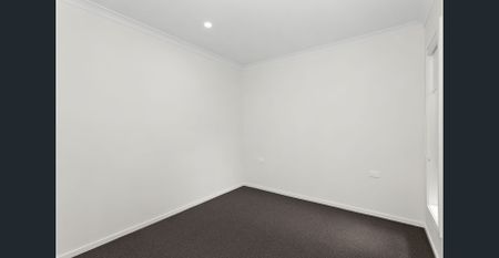 18 Columbus Road, Kalkallo VIC 3064 - Photo 3