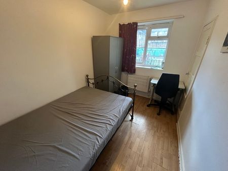 Room in a Shared Flat, Edith House, W6 - Photo 2