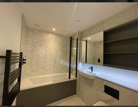 1 Bed Penthouse, Quill House, SE3 - Photo 5