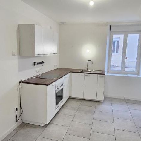 Appart F2 RDC centre ville - Photo 1