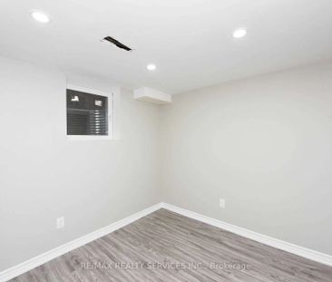 4 Trewartha Crescent #(Basement) - Photo 2