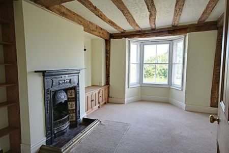 6 bedroom detached house to rent - Photo 4