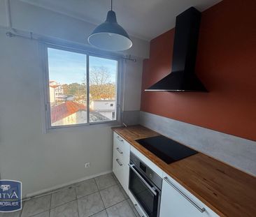 Location Appartement 1 pièce 31m² ST PALAIS SUR MER 17420 - Photo 2