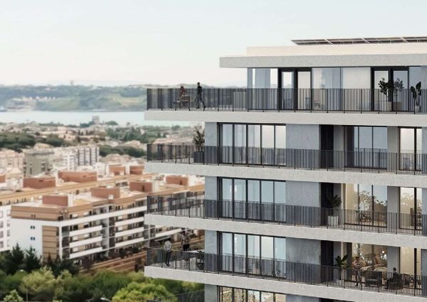 Apartamento T1 mobilado em Miraflores com Vista de Rio, a estrear