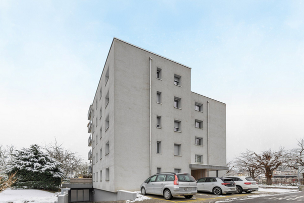 3.5-Zimmer-Wohnung zentral in Liestal - Photo 1