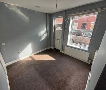 2 bedroom house to rent - Photo 1