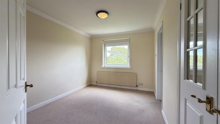 2 Bedroom Apartment - Photo 4