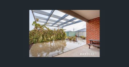 Executive 4-Bedroom Home - Photo 2