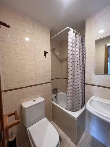 Calle de Caleruega, Madrid, Community of Madrid 28033 - Photo 5