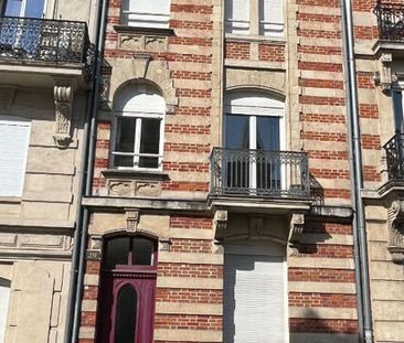 Appartement 1 pièces 14m2 REIMS 450 euros - Photo 2