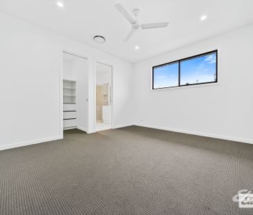 3/109-111 Logan Street - Photo 3