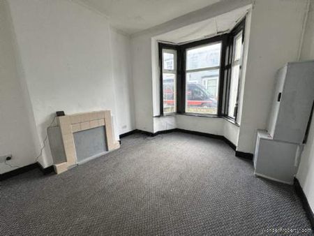 3 bedroom property to rent in Blackpool - Photo 4