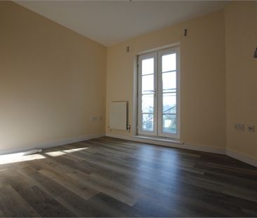 Kingfisher Drive, Kent, London - Photo 5